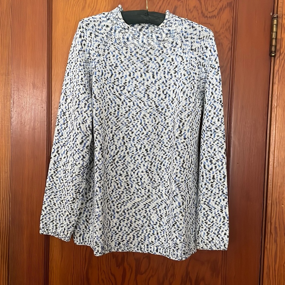 Knit sweater